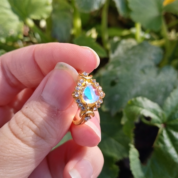 Ring - Picture 5 of 6